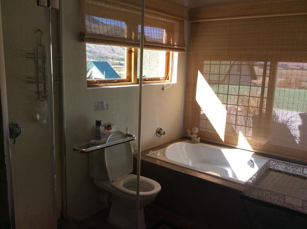 278 On Main Clarens Quarto foto
